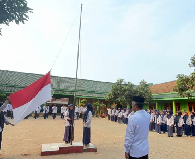 Jangan Biarkan Smartphone Menghambat Masa Depanmu!