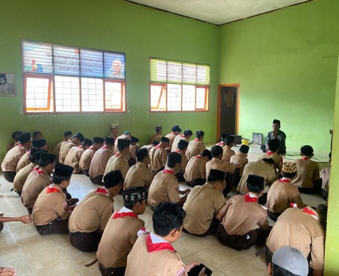Awali Pagi dengan Duha: Ikhtiar MTs Ma'arif 2 Nurul Huda Adirejo Cetak Lulusan Berakhlak Mulia